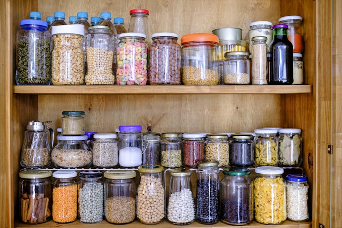 In-Cabinet Spice Racks Are Best for Those With Pantries