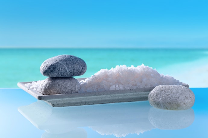 Dead Sea Salt for Hydrating Dry Skin