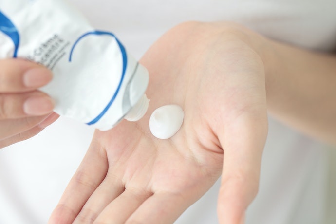 Cream Deodorants Are More Long-Lasting