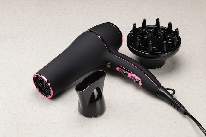 Achieve Your Desired Look Using Multiple Hair Attachments