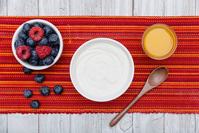 Plain Greek Yogurt Is Easier to Experiment With Other Flavors