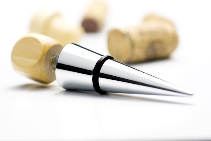 Why Should You Use a Wine Stopper?