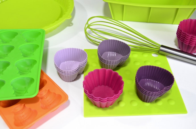 Cup-Style Molds for Boiling and Poaching Eggs