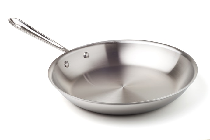 Get a 18/10 or 18/8 Stainless Steel Cookware to Ensure Food-Grade Quality 