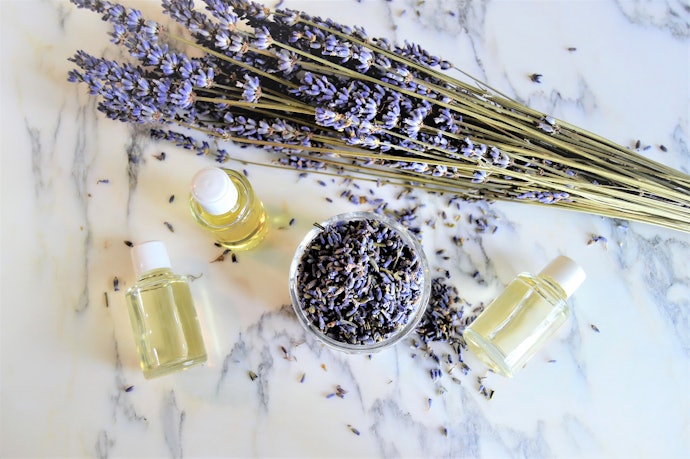 Soothing Scents Like Lavender, Chamomile, and Vanilla Help You Drift Off to a Good Night’s Sleep