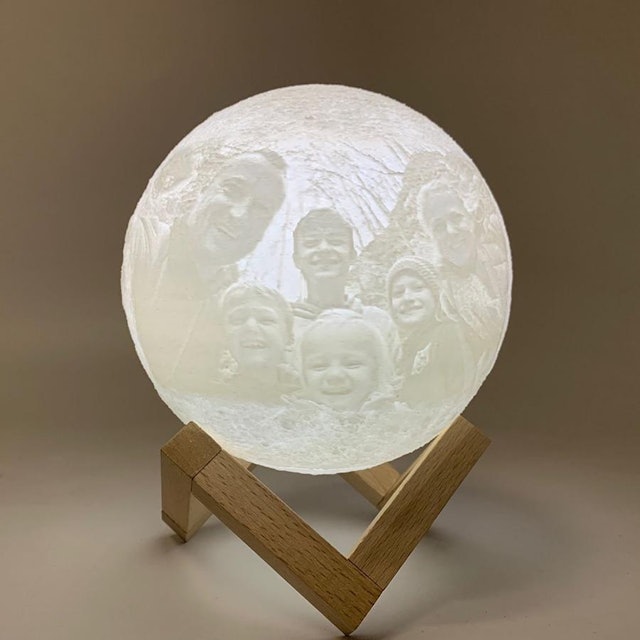 Customized 2/16 Colors 3D Print LED Moon Light 1