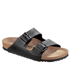 10 Best Sandals for Men in the Philippines 2022 | Birkenstock, Adidas, and More 3